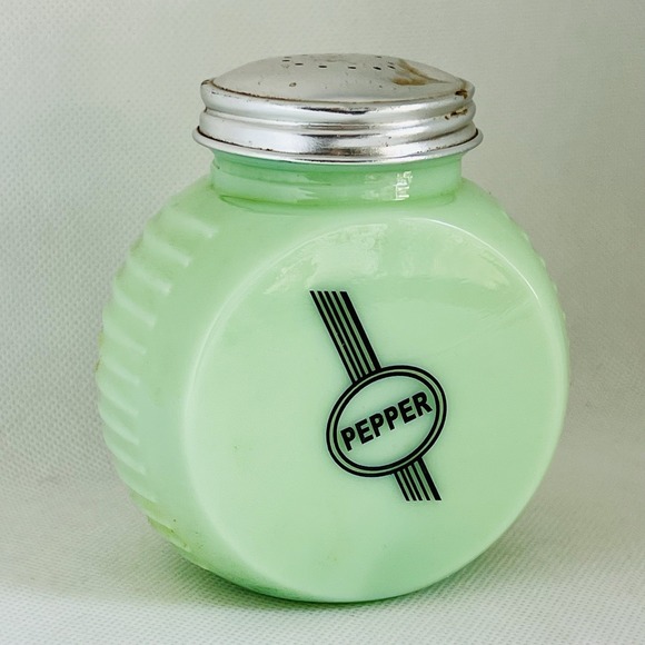 Source Unknown Other - Vintage‎ Art Deco Jadeite Green Glass Tulip Pepper Shaker